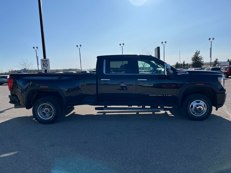 2022 GMC Sierra 3500HD Denali 4WD Crew Cab 8' Box Dually-3