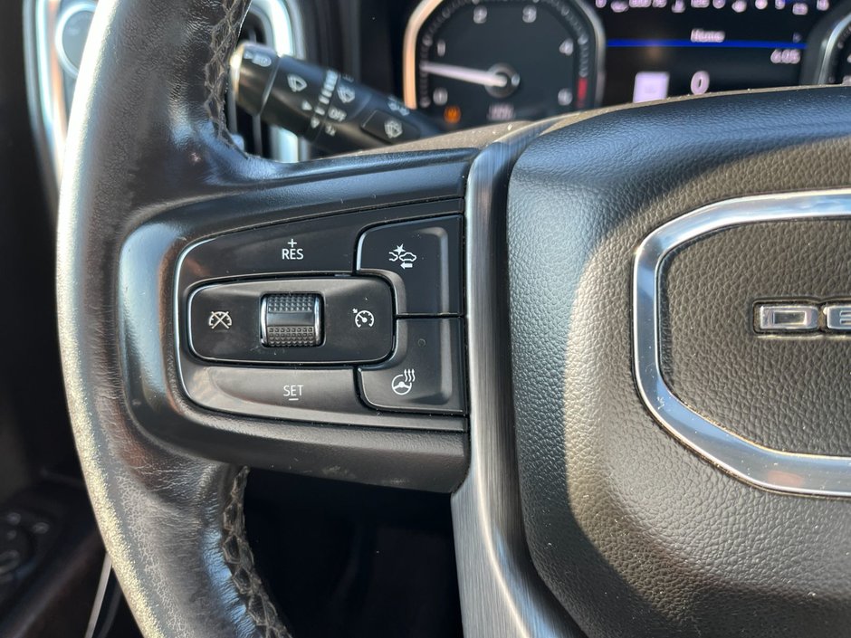 2022 GMC Sierra 3500HD Denali 4WD Crew Cab 8' Box Dually-23