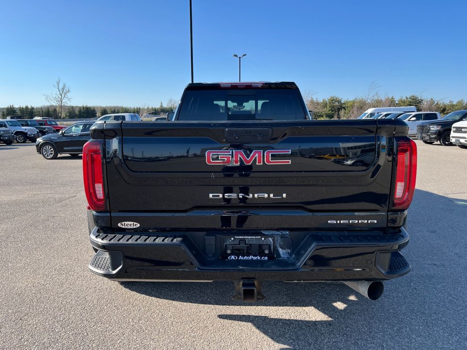 2022 GMC Sierra 3500HD Denali 4WD Crew Cab 8' Box Dually-5