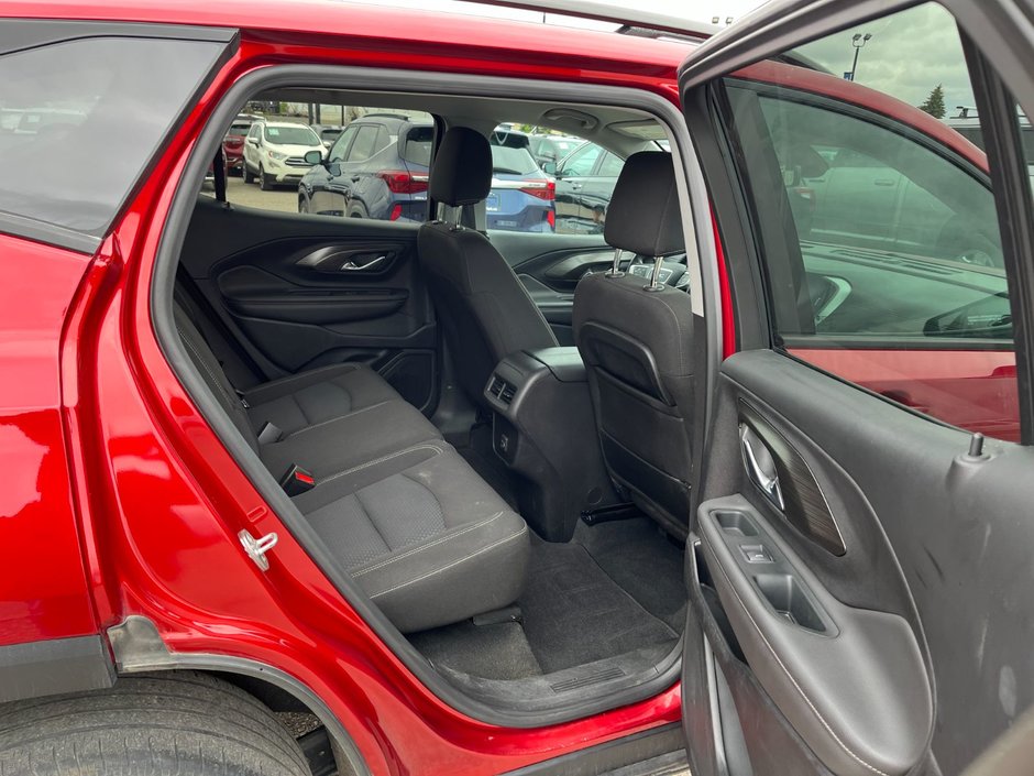 2022 GMC Terrain AWD 4dr SLE-16
