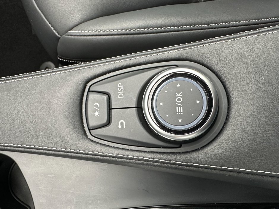 2021 Infiniti QX50 PURE AWD-26