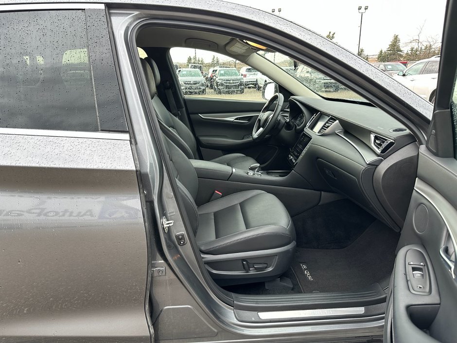 2021 Infiniti QX50 PURE AWD-18