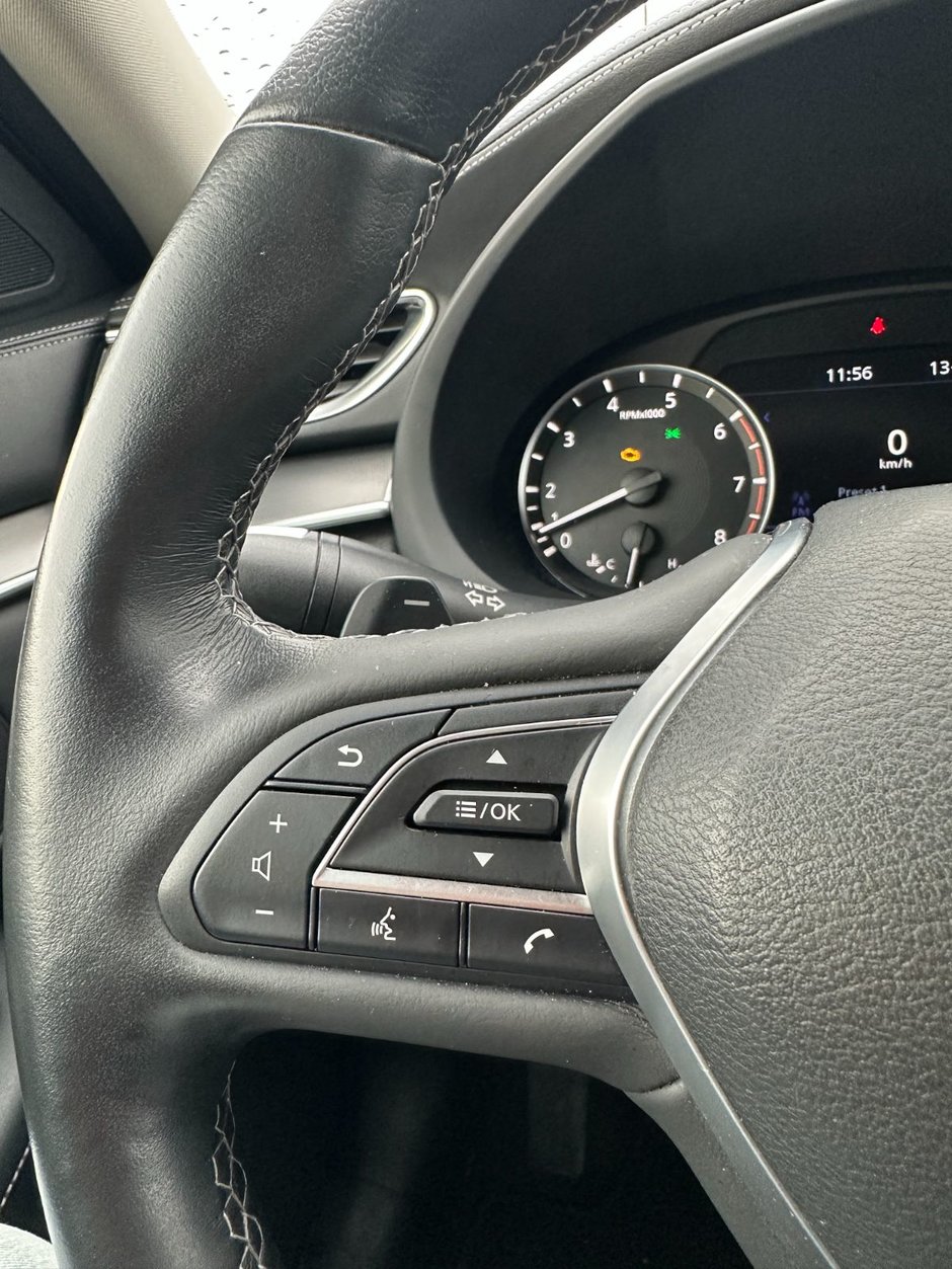2021 Infiniti QX50 PURE AWD-22
