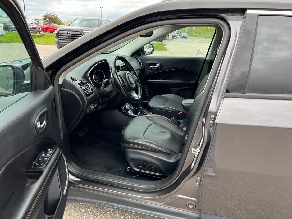 2021 Jeep Compass Limited 4X4-10