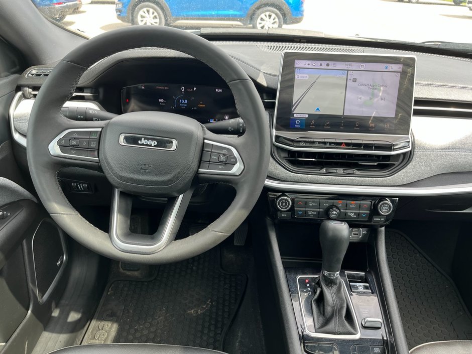 2023 Jeep Compass North 4X4-21