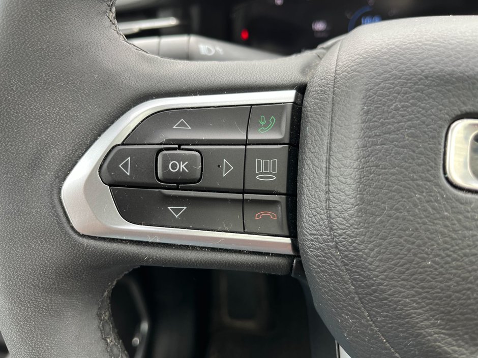 2023 Jeep Compass North 4X4-23