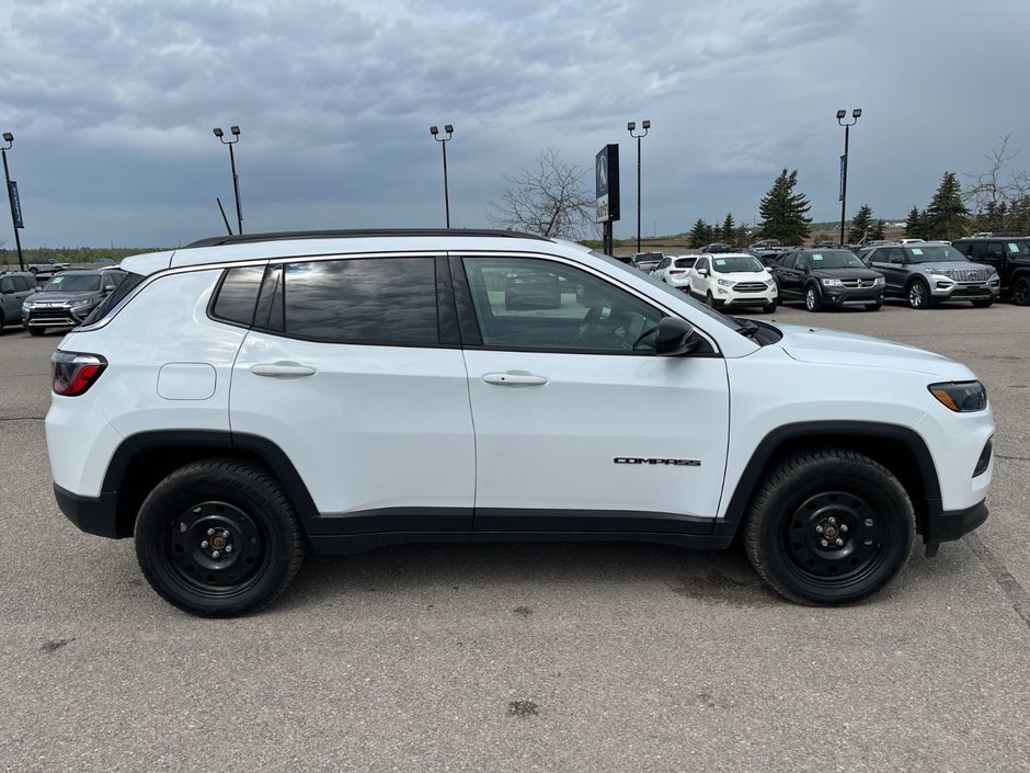 2023 Jeep Compass North 4X4-3