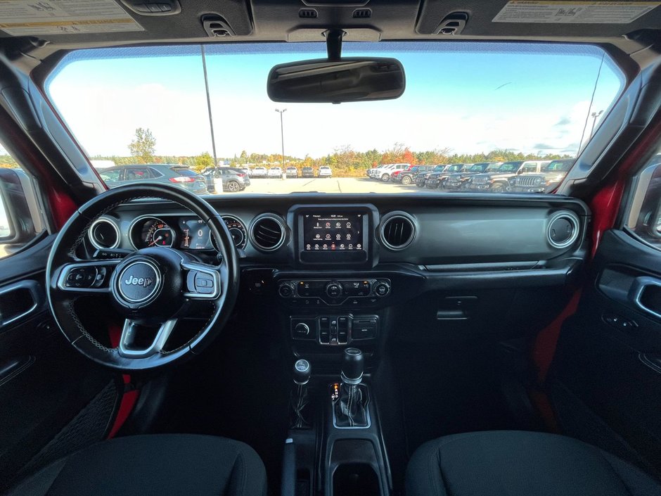 2021 Jeep Wrangler Unlimited Sahara-19