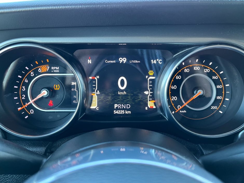 2021 Jeep Wrangler Unlimited Sahara-23