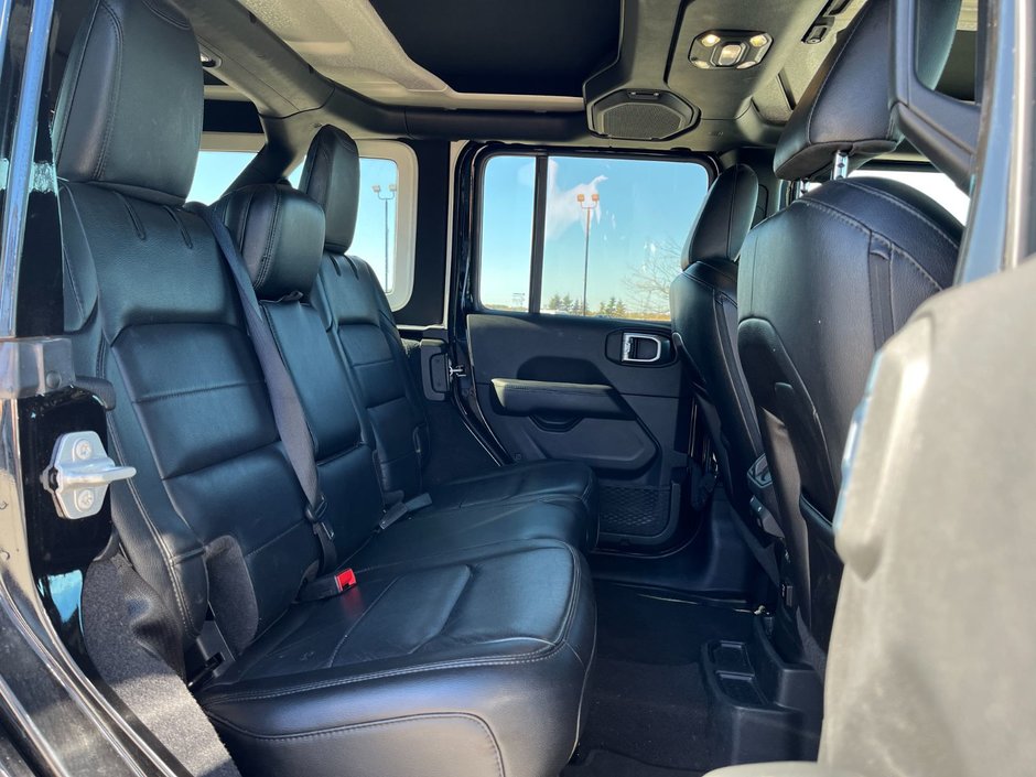 2021 Jeep Wrangler Unlimited Altitude-16