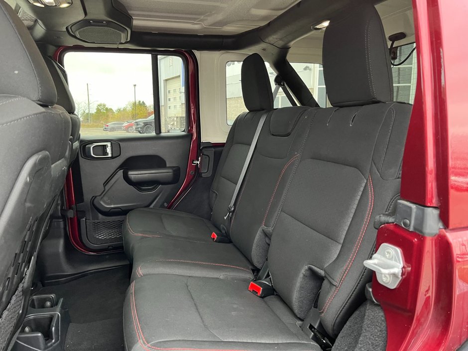 2021 Jeep Wrangler Unlimited Rubicon-12