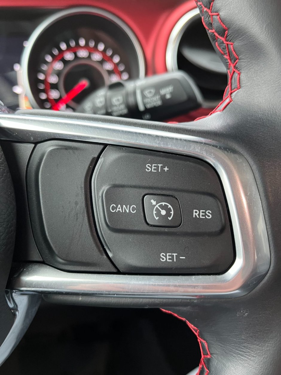 2021 Jeep Wrangler Unlimited Rubicon 4x4-24