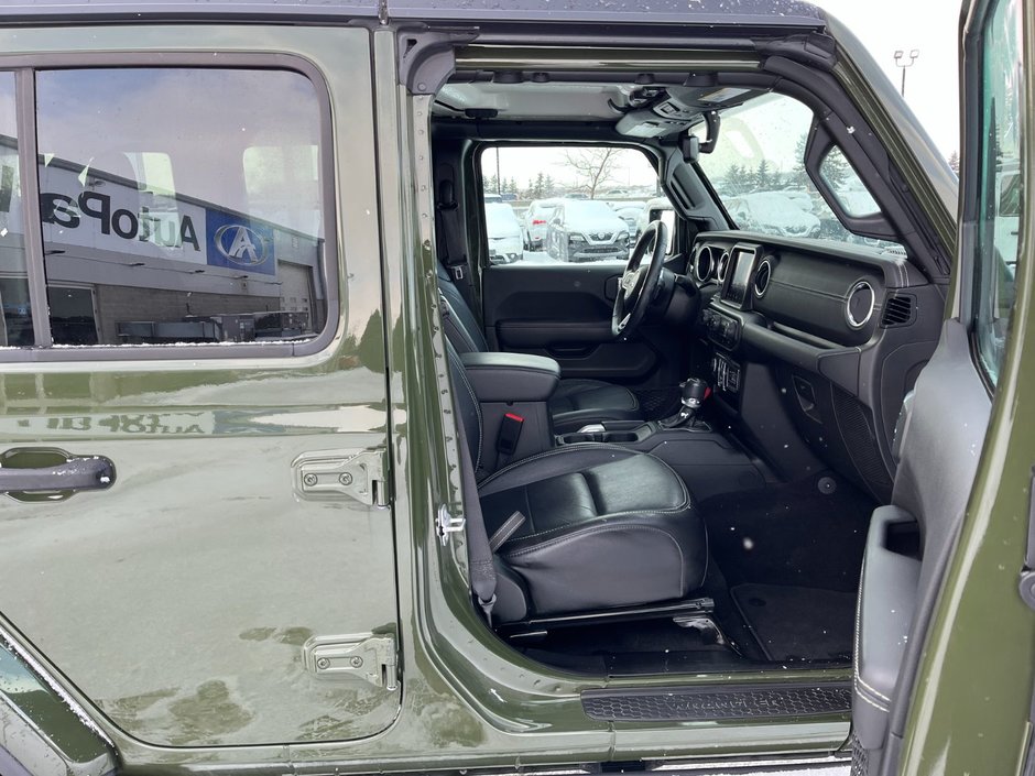 2021 Jeep Wrangler Unlimited Sahara 4x4-18