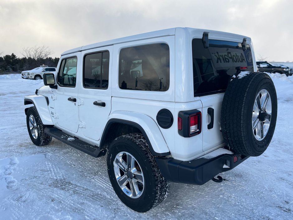 2021 Jeep Wrangler Unlimited Sahara 4x4-6