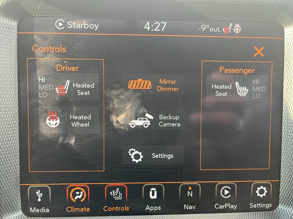 2021 Jeep Wrangler Unlimited Sahara 4x4-26