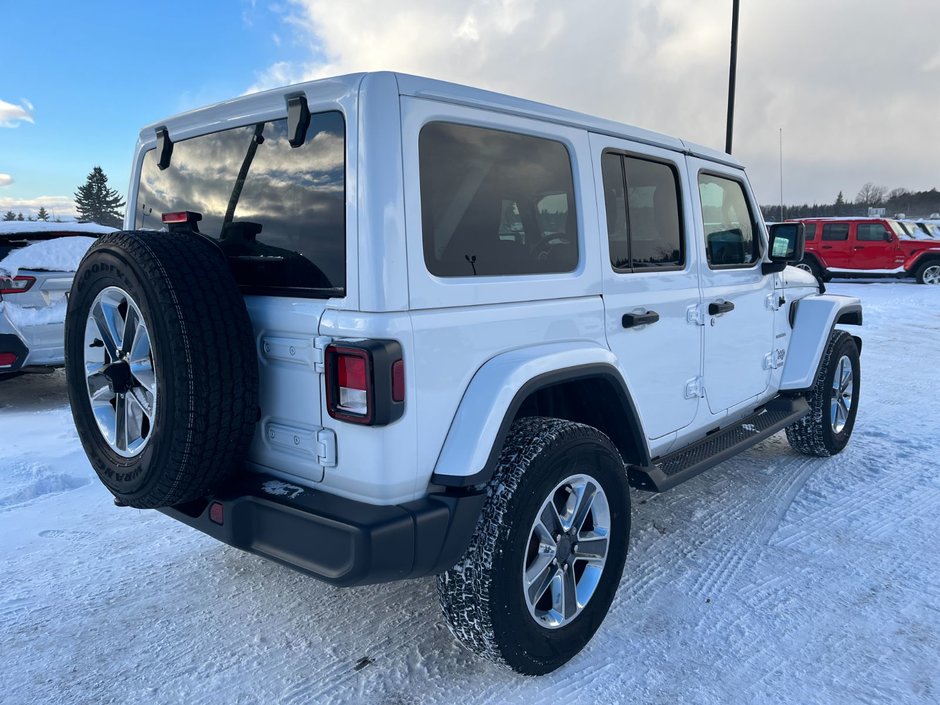 2021 Jeep Wrangler Unlimited Sahara 4x4-4