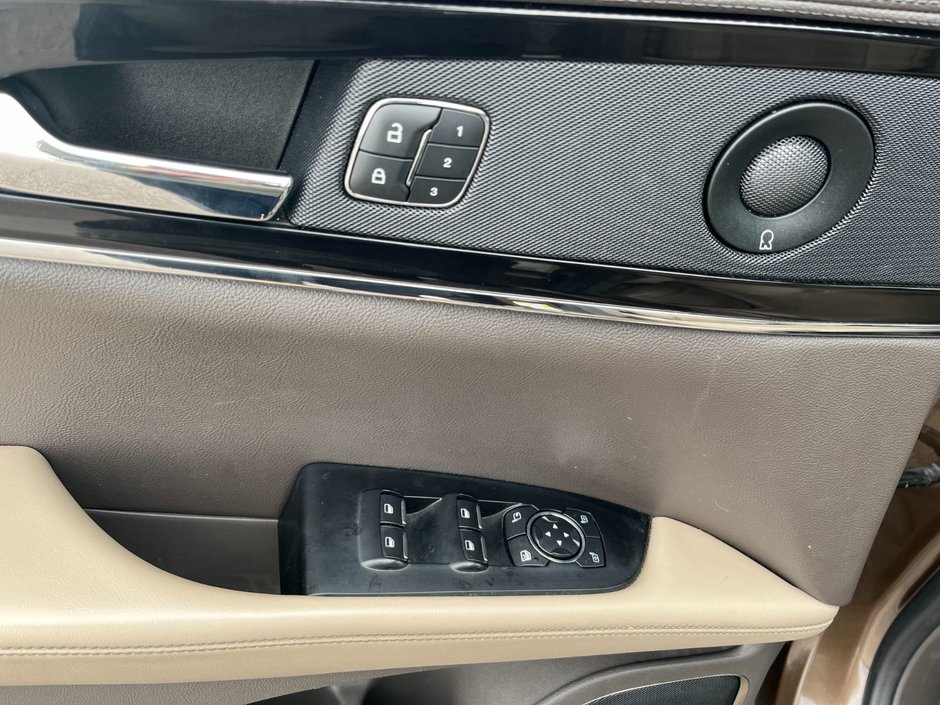 2022 Lincoln NAUTILUS Reserve AWD-9