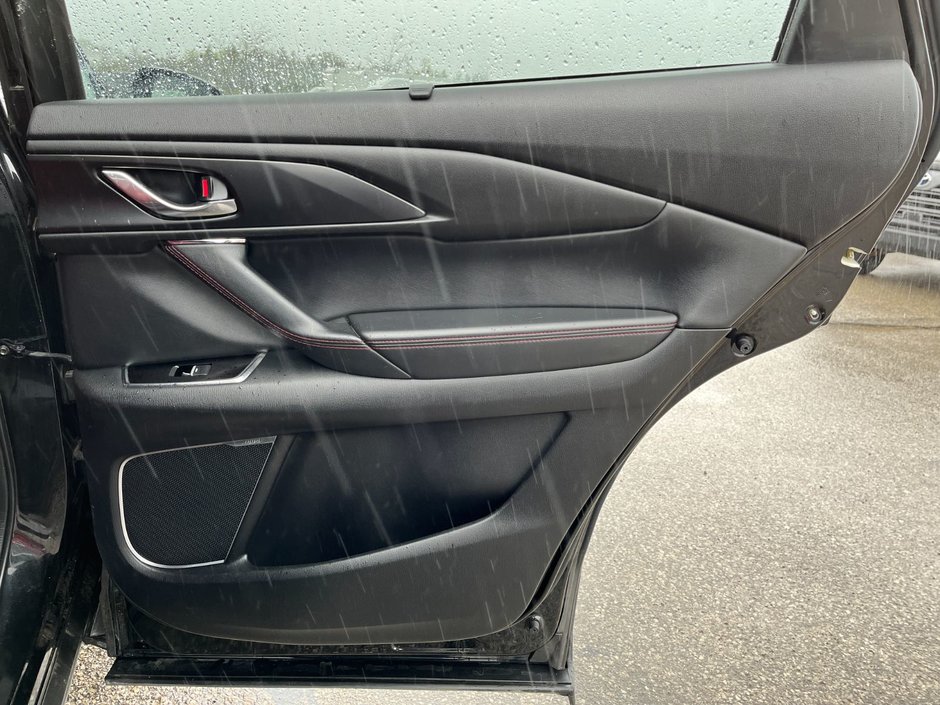 2022 Mazda CX-9 Kuro Edition AWD-19