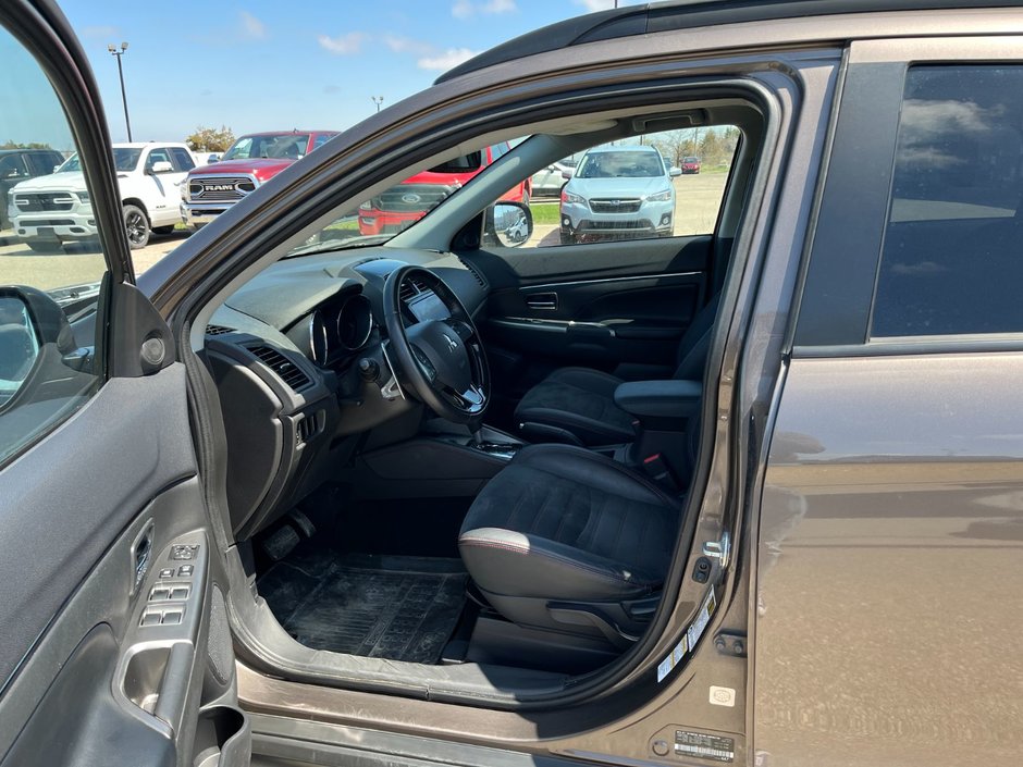 2018 Mitsubishi RVR GT AWC-10