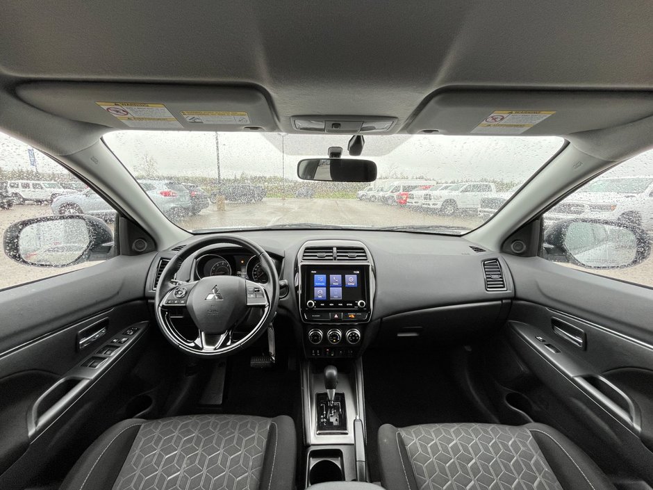 2022 Mitsubishi RVR SE AWC-19