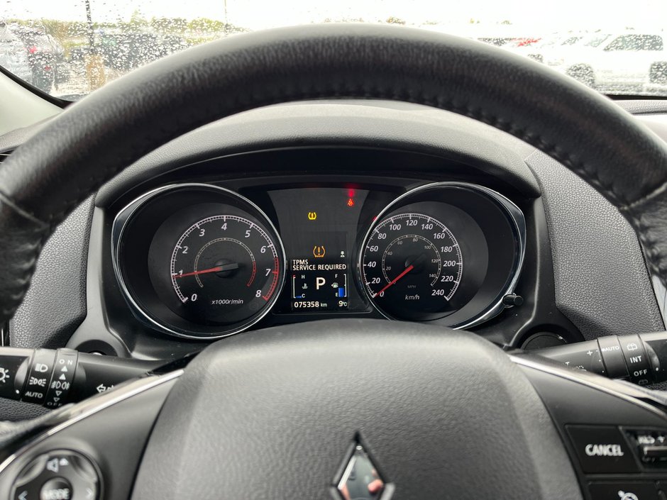 2022 Mitsubishi RVR SE AWC-22