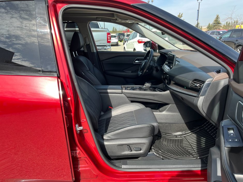2021 Nissan Rogue Platinum AWD-19