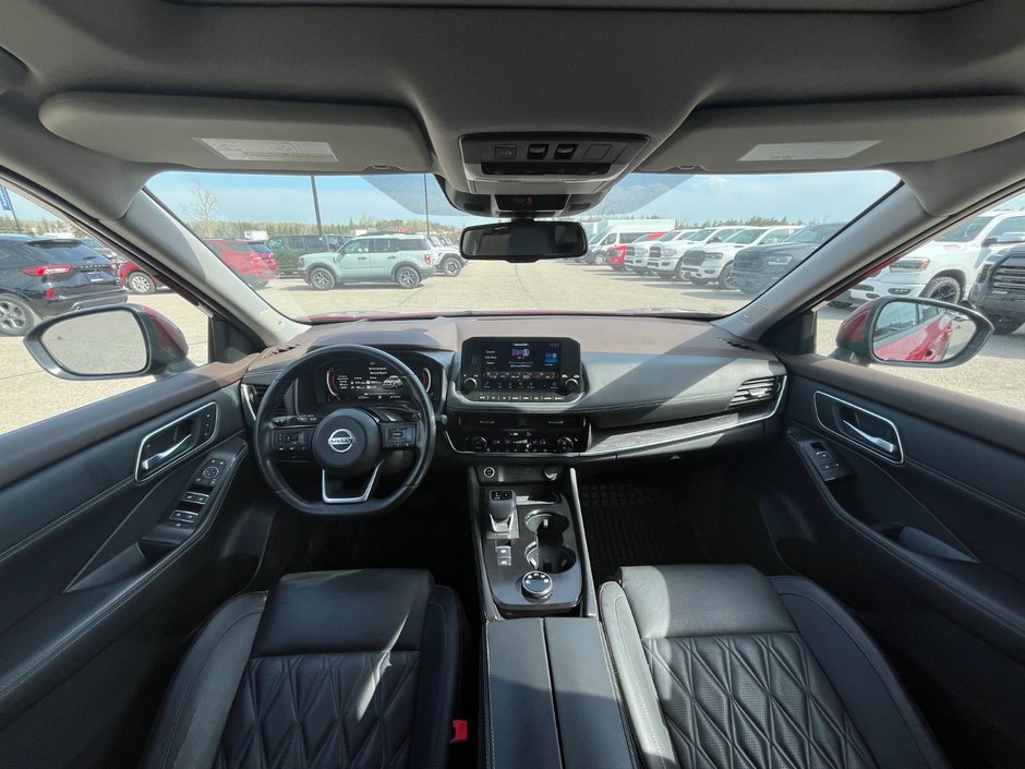 2021 Nissan Rogue Platinum AWD-21