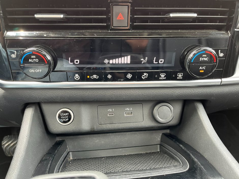 2021 Nissan Rogue SV AWD-27