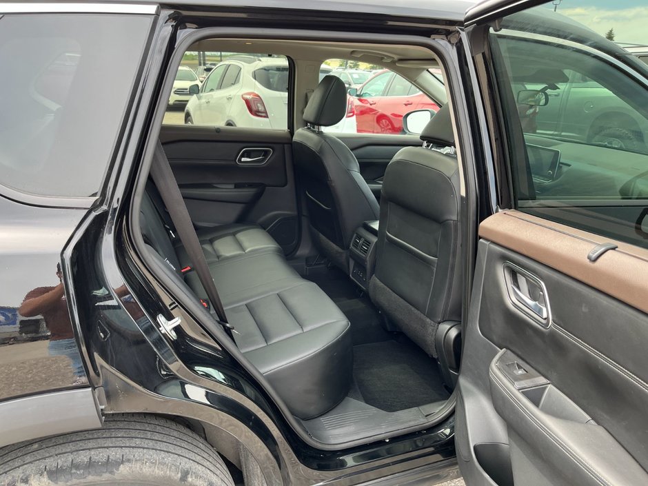 2021 Nissan Rogue SV AWD-17