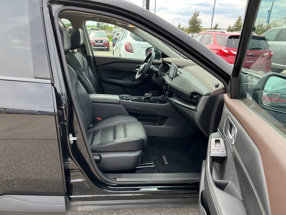 2021 Nissan Rogue SV AWD-19
