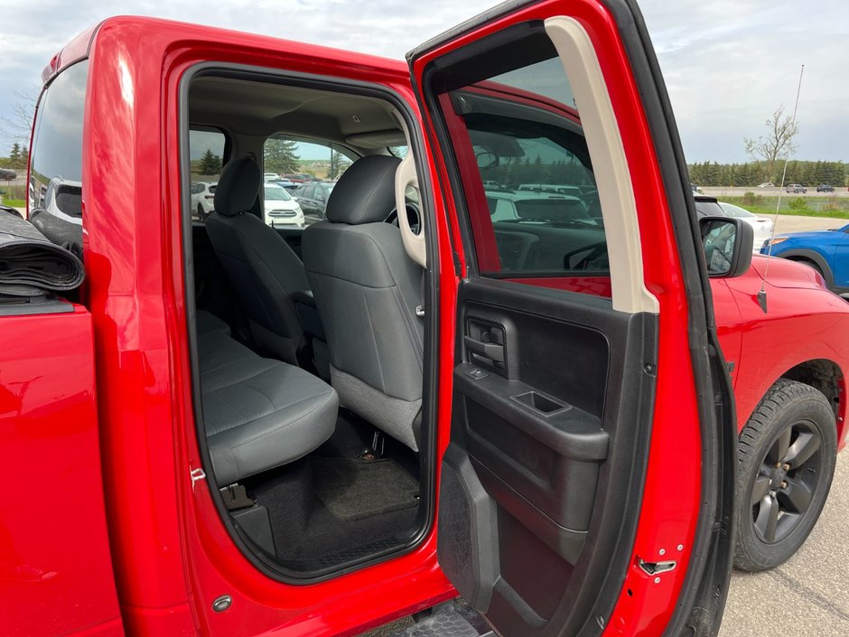 2018 Ram 1500 Express 4x4 Quad Cab 6'4 *Ltd Avail*-16