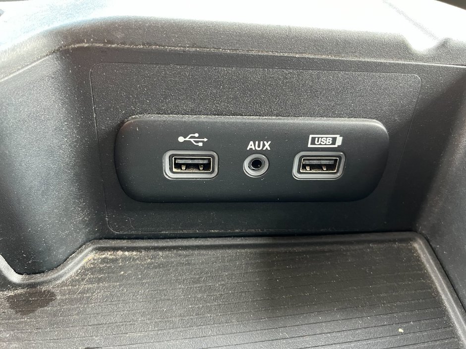 2018 Ram 1500 Express 4x4 Quad Cab 6'4 *Ltd Avail*-29