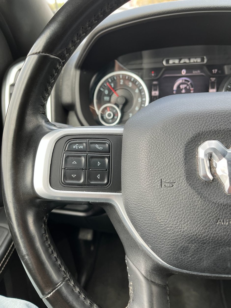 2022 Ram 2500 Big Horn 4x4 Crew Cab 6'4 Box-23