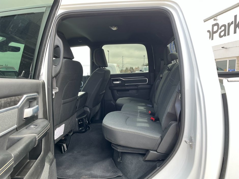 2022 Ram 2500 Big Horn 4x4 Crew Cab 6'4 Box-13