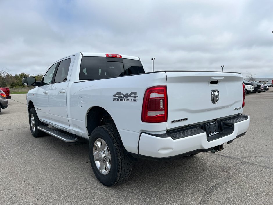 2022 Ram 2500 Big Horn 4x4 Crew Cab 6'4 Box-6