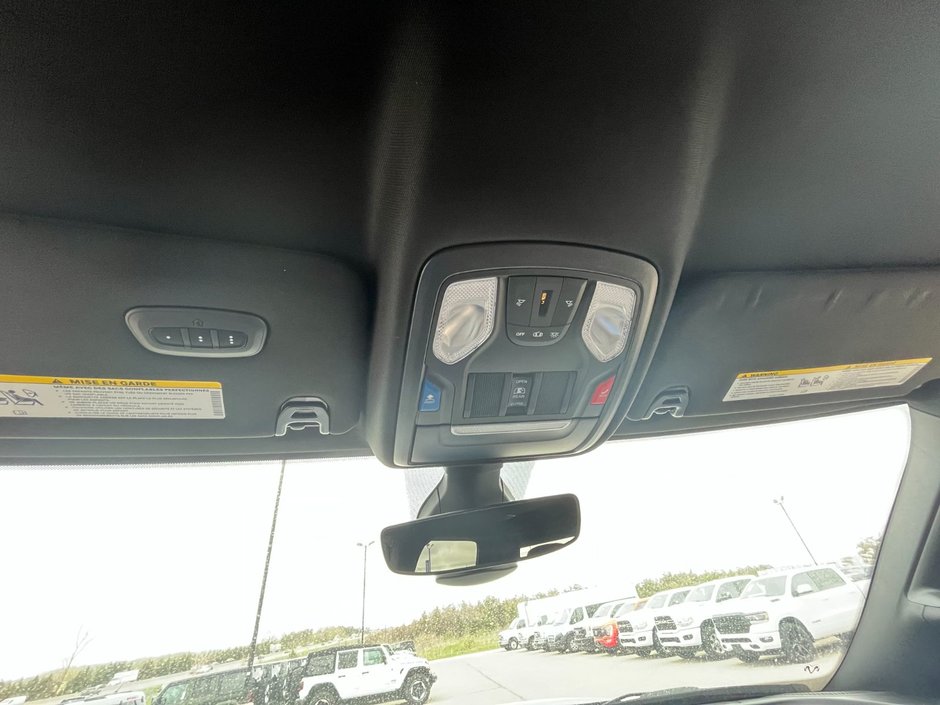 2022 Ram 2500 Big Horn 4x4 Crew Cab 6'4 Box-33