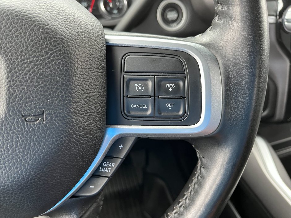 2022 Ram 2500 Big Horn 4x4 Crew Cab 6'4 Box-26