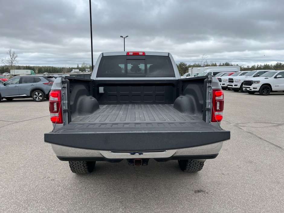 2022 Ram 2500 Big Horn 4x4 Crew Cab 6'4 Box-14