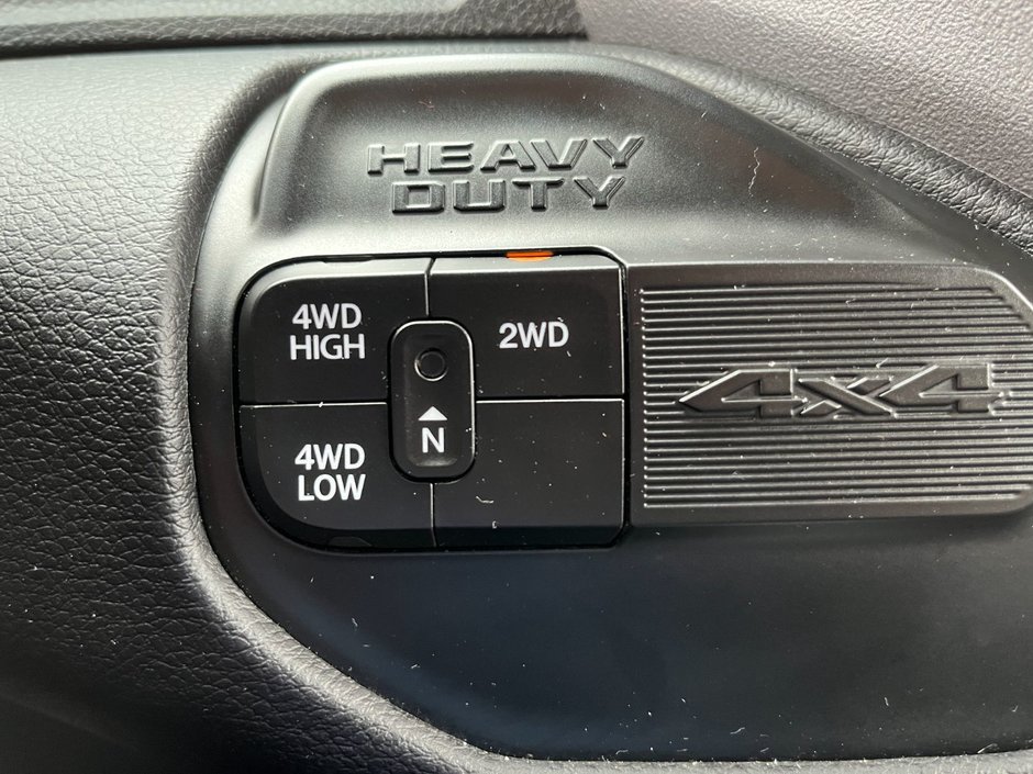 2022 Ram 2500 Big Horn 4x4 Crew Cab 6'4 Box-28