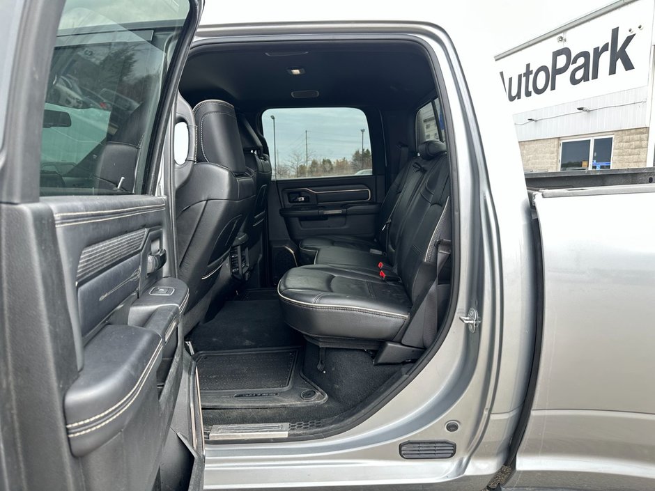 2022 Ram 3500 Dually Limited 4x4 Crew Cab 8' Box-13
