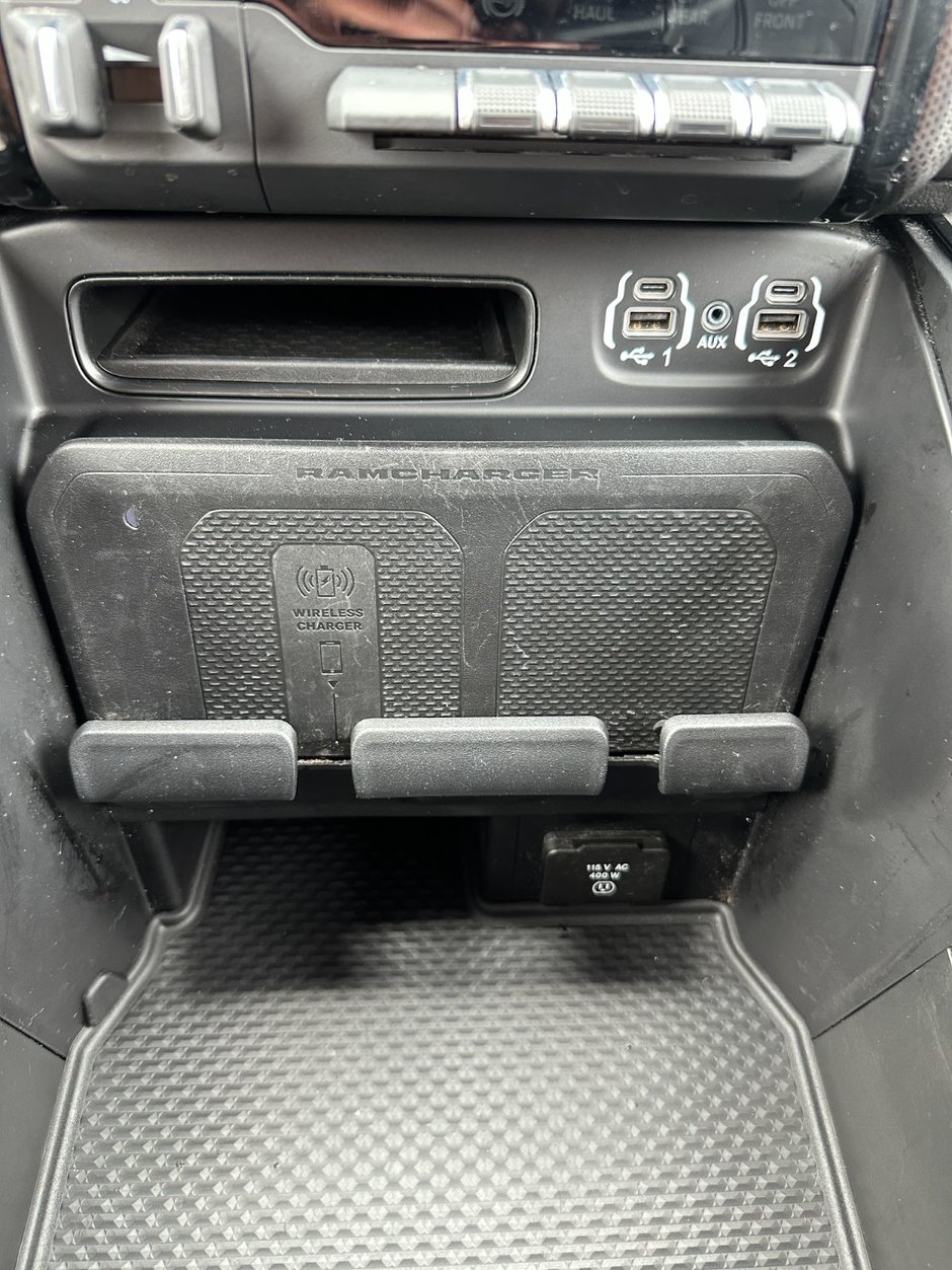 2022 Ram 3500 Dually Limited 4x4 Crew Cab 8' Box-28