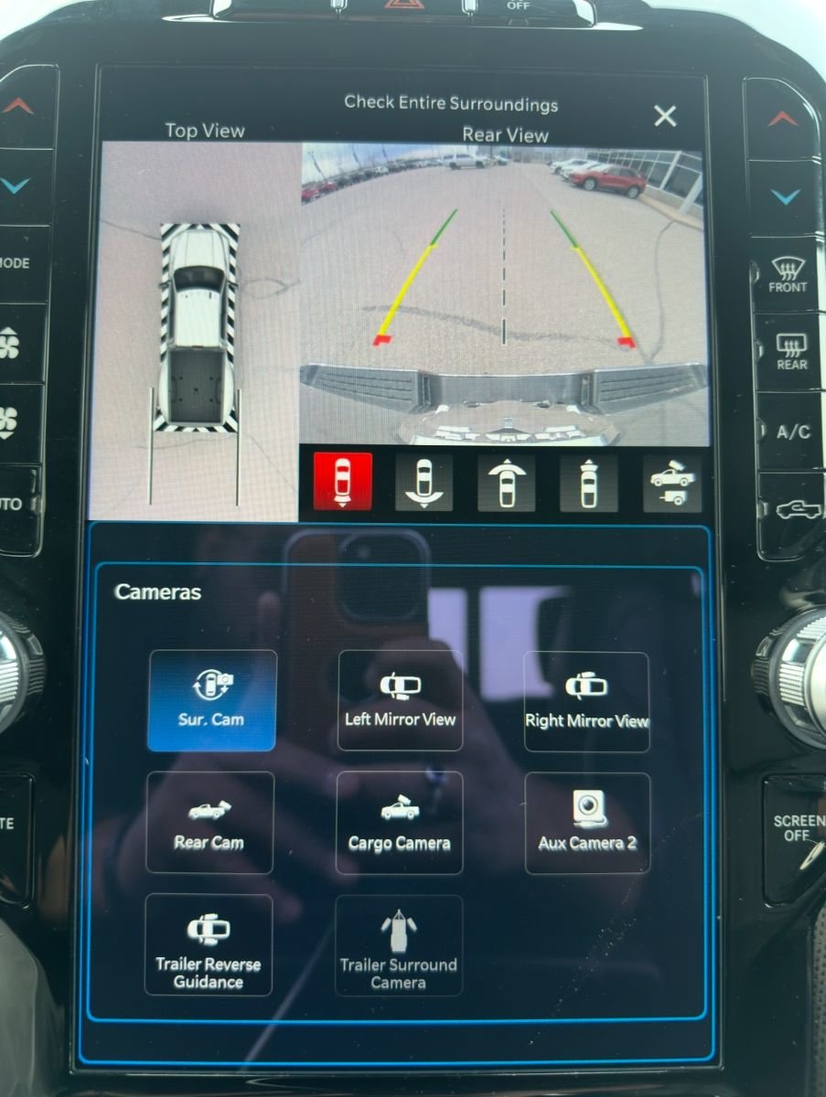 2022 Ram 3500 Dually Limited 4x4 Crew Cab 8' Box-36