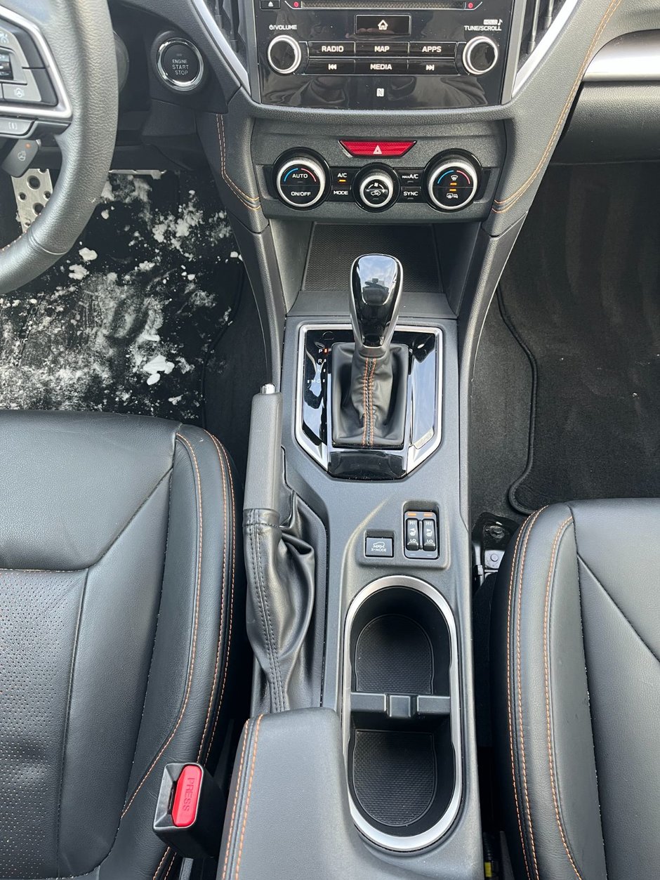 2022 Subaru Crosstrek Limited CVT-26