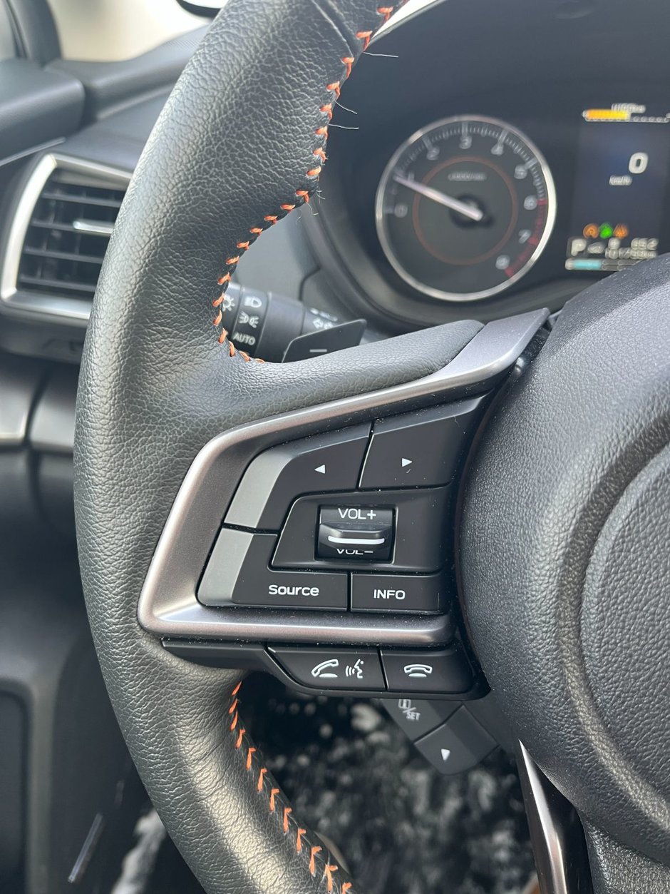 2022 Subaru Crosstrek Limited CVT-23