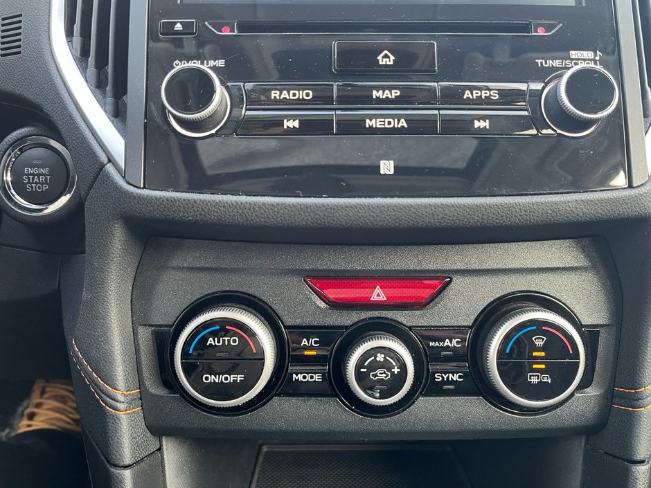 2022 Subaru Crosstrek Limited CVT-28