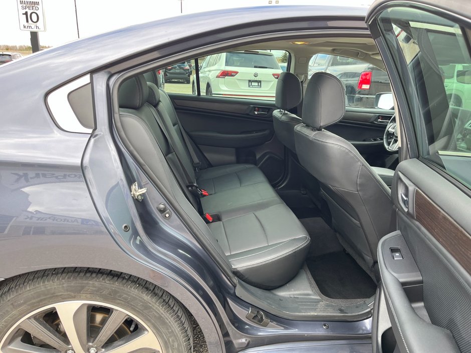 2017 Subaru Legacy 2.5i Limited-17