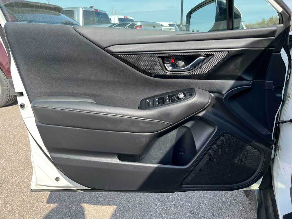 2022 Subaru Outback Touring CVT-8