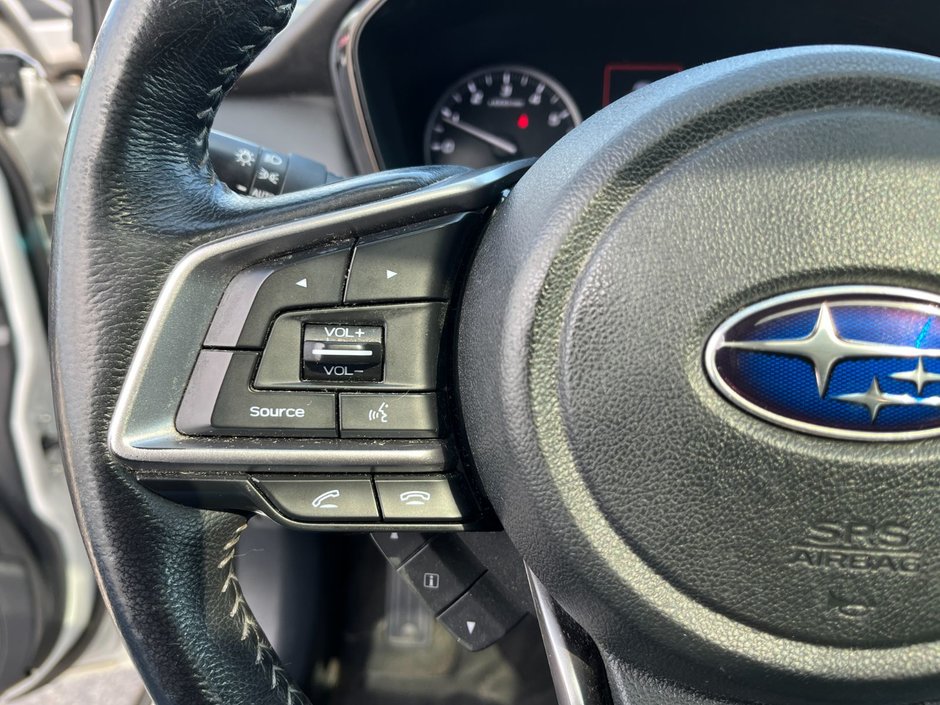 2022 Subaru Outback Touring CVT-23