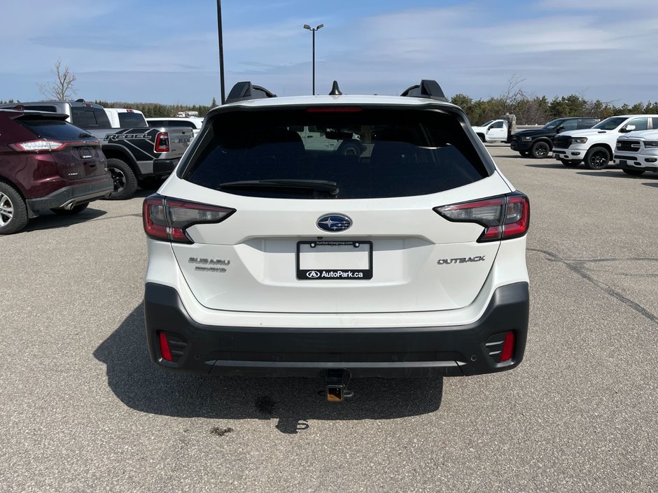 2022 Subaru Outback Touring CVT-5
