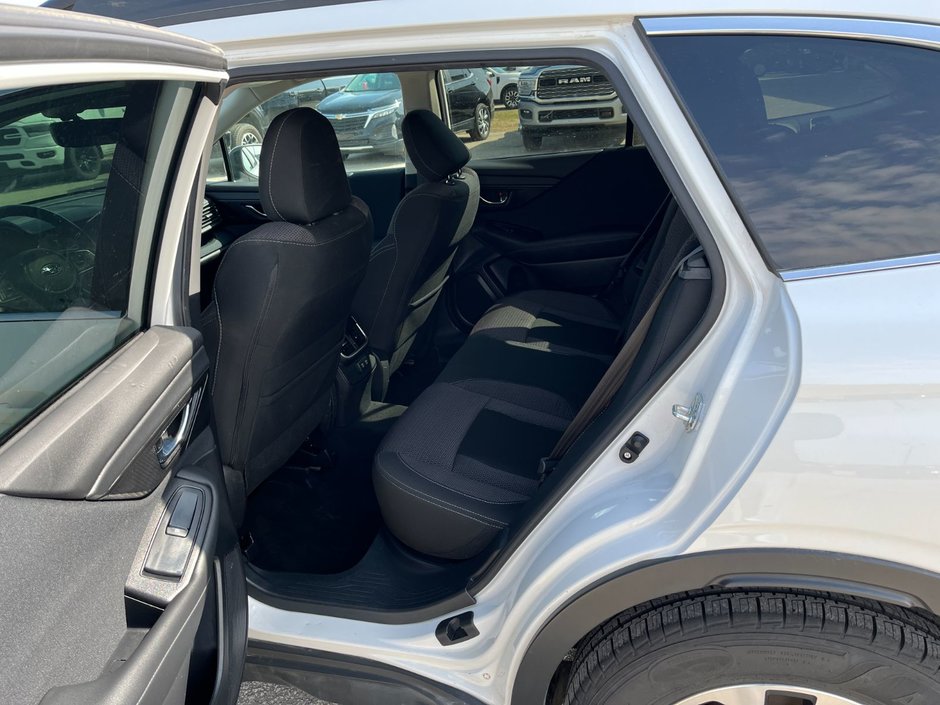 2022 Subaru Outback Touring CVT-12